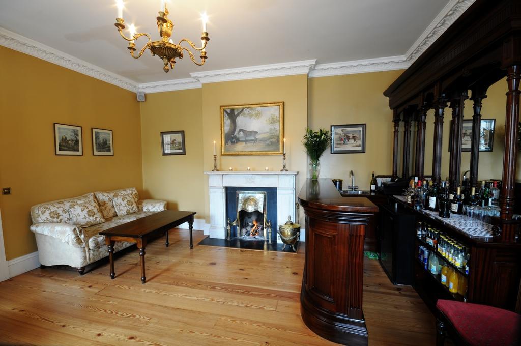 Ashbrook Arms Townhouse And Restaurant Hotel Durrow Kültér fotó